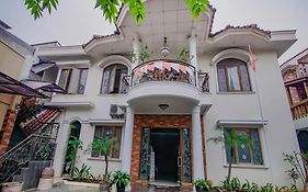 Hotel O Gayatri Residence